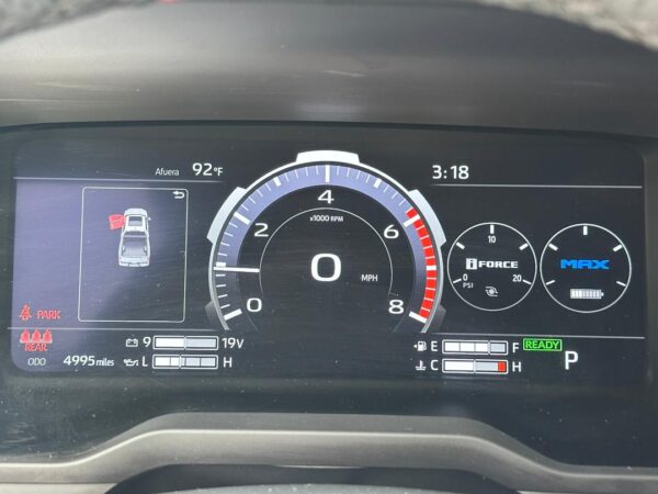 TOYOTA TUNDRA TRD PRO 2023 - Imagen 12