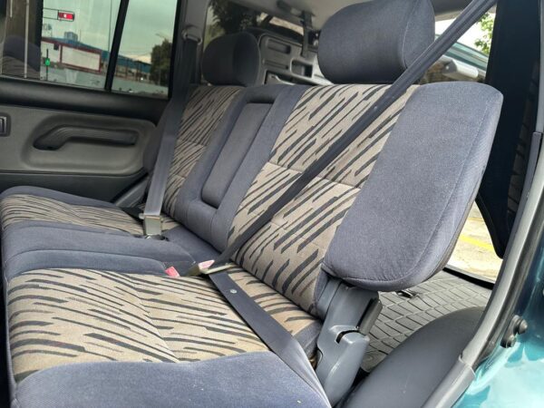 TOYOTA PRADO 2001 VERDE - Imagen 9
