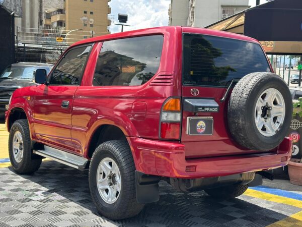 TOYOTA MERU 2005 ROJO - Imagen 9