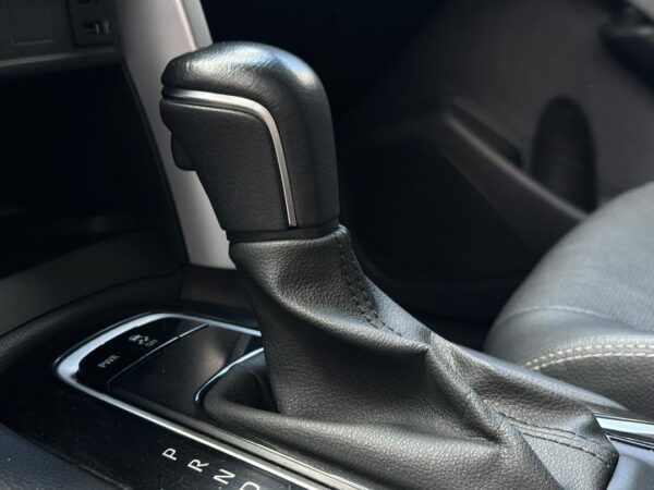 TOYOTA COROLLA CROSS 2022 PLATA - Imagen 6
