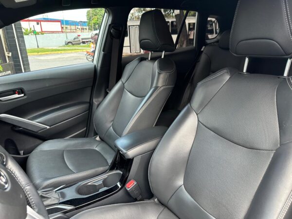 TOYOTA COROLLA CROSS 2022 PLATA - Imagen 5