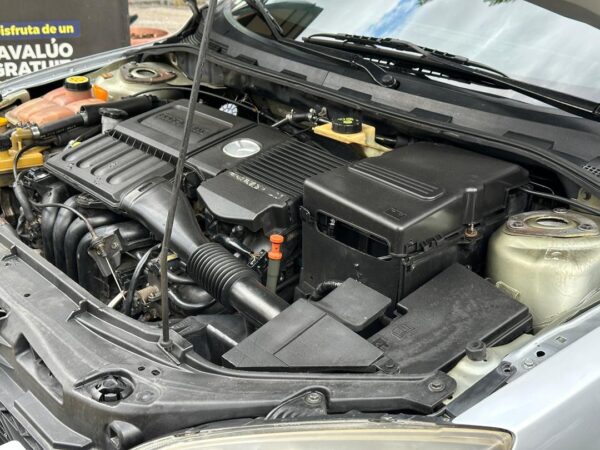 MAZDA 3 PLATA 2006 - Imagen 7