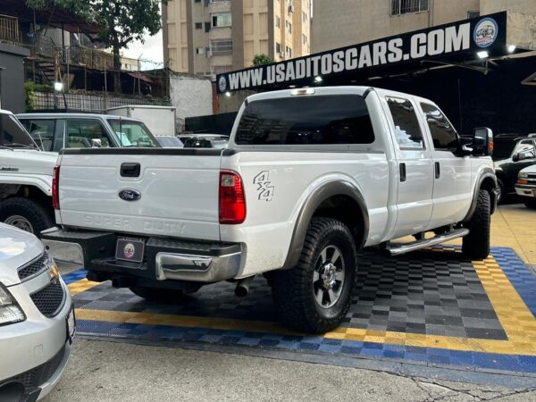 FORD SUPER DUTY LARIAT F-250 BLANCO 2015 - Imagen 2