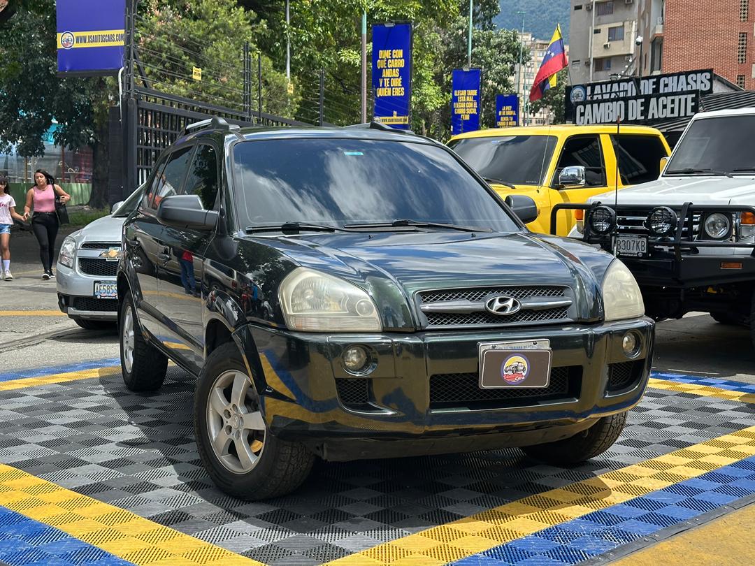 HYUNDAI TUCSON 2008 VERDE