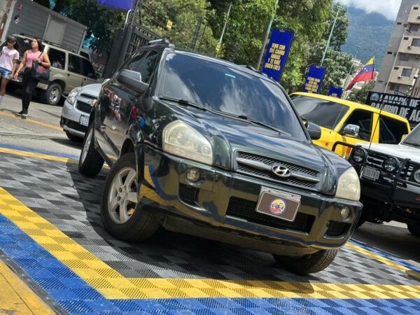HYUNDAI TUCSON 2008 VERDE - Imagen 3
