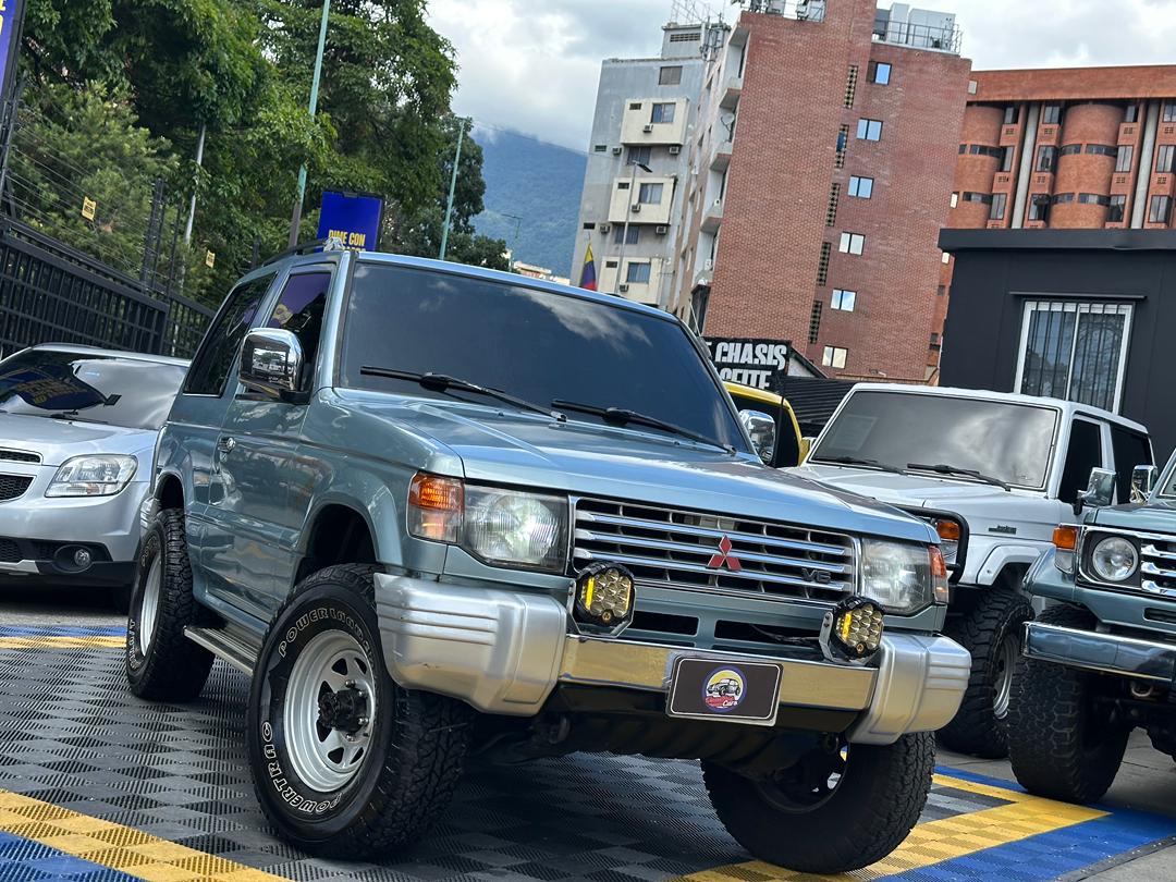 MITSUBISHI MONTERO DAKAR 2007 AZUL