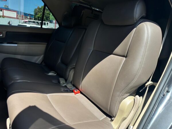 TOYOTA FORTUNER SR5 2008 GRIS - Imagen 7
