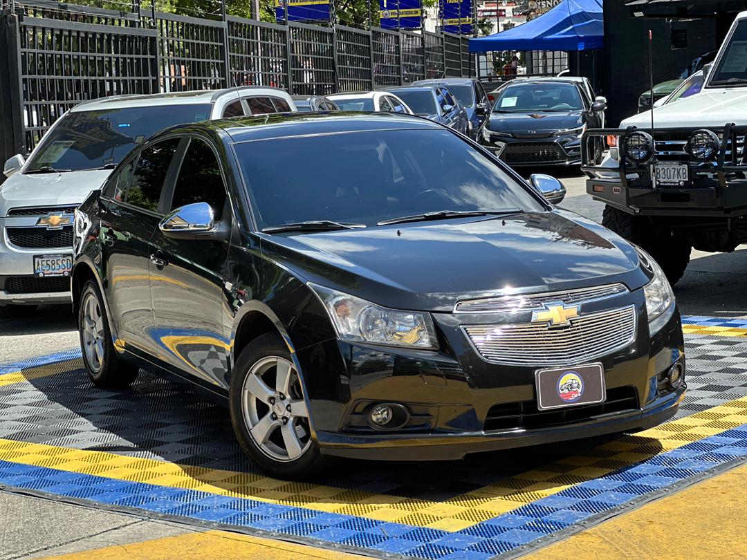 CHEVROLET CRUZE 2013 NEGRO