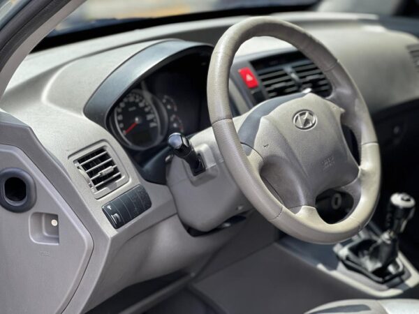 HYUNDAI TUCSON 2008 PLATA - Imagen 8