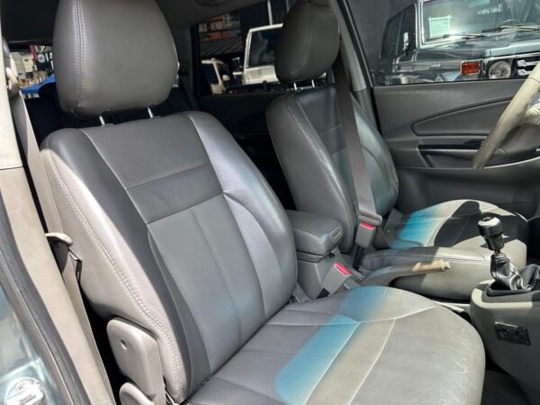HYUNDAI TUCSON 2008 PLATA - Imagen 4