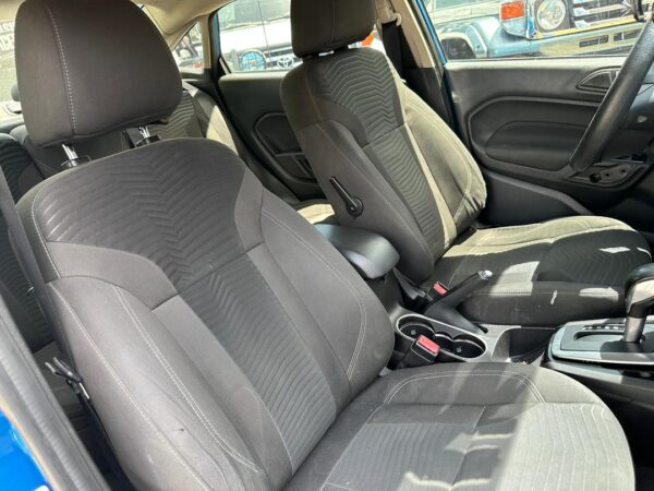 FORD FIESTA TITANIUM 2014 AZUL - Imagen 4
