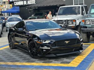 FORD MUSTANG GT 2018 NEGRO