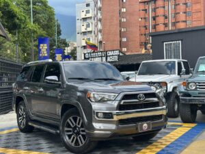TOYOTA 4RUNNER LIMITED 2018 GRIS