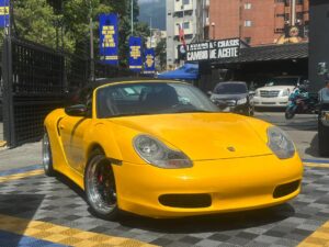 PORSCHE BOXSTER S 2001 AMARILLO