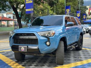 TOYOTA 4RUNNER TRD PRO 2018 AZUL