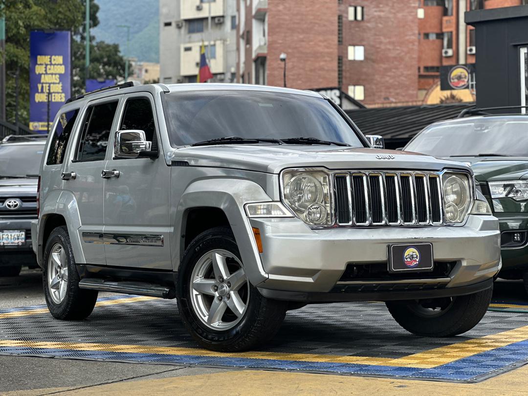 JEEP CHEROKEE KK SPORT 2009 PLATA