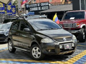 VOLKSWAGEN CROSSFOX  2007 GRIS