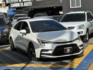TOYOTA COROLLA SE 2024 BLANCO