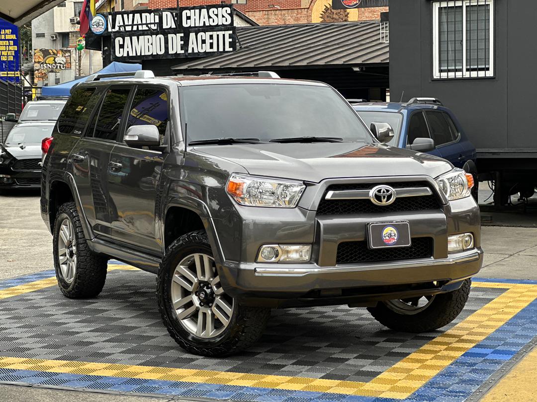 TOYOTA 4RUNNER LIMITED 2012 GRIS