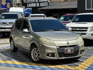 RENAULT SANDERO 2013 GRIS