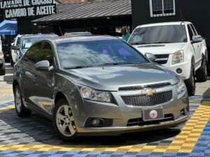 CHEVROLET CRUZE 2011 GRIS
