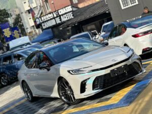 TOYOTA CAMRY 2026 CLEAN