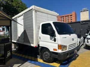 HYUNDAI HD72 2013 BLANCO