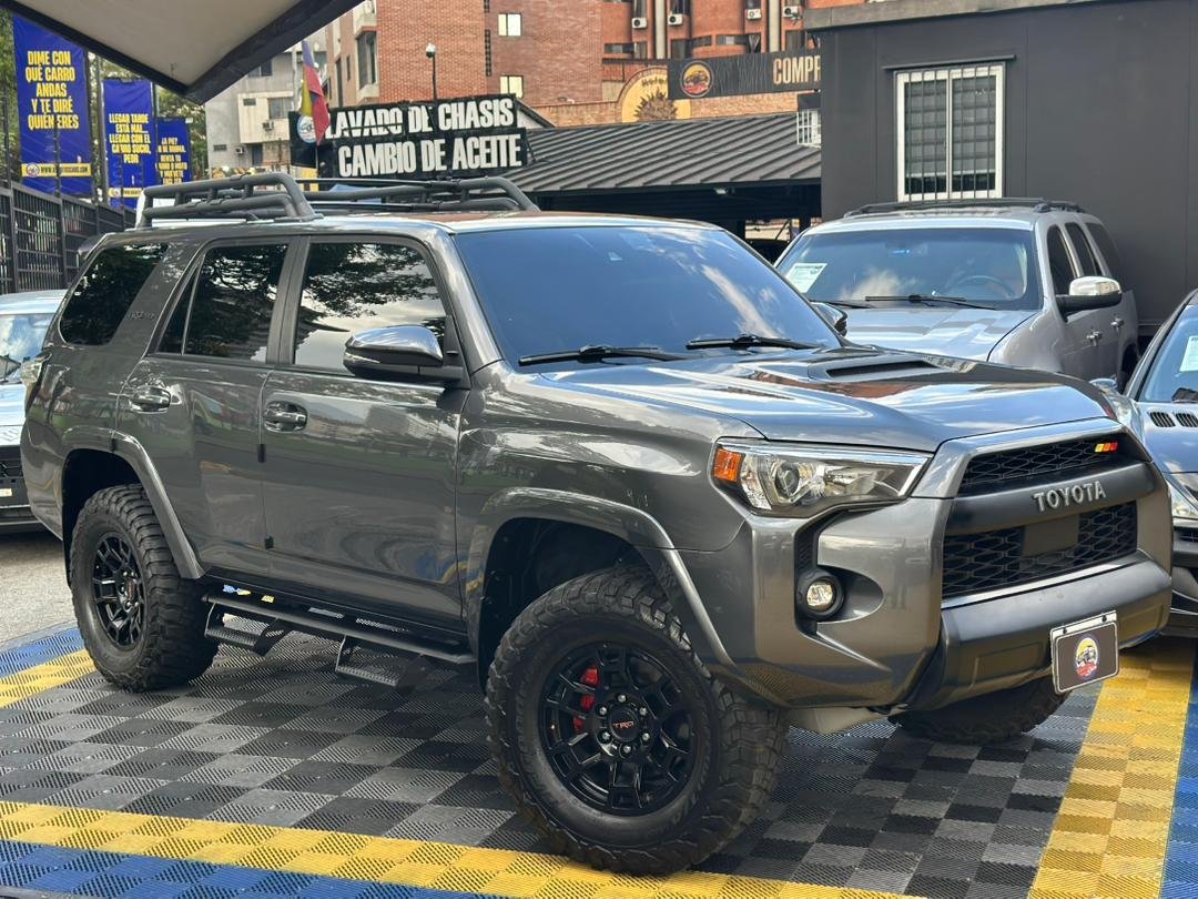 TOYOTA 4RUNNER TRD PRO 2021 GRIS