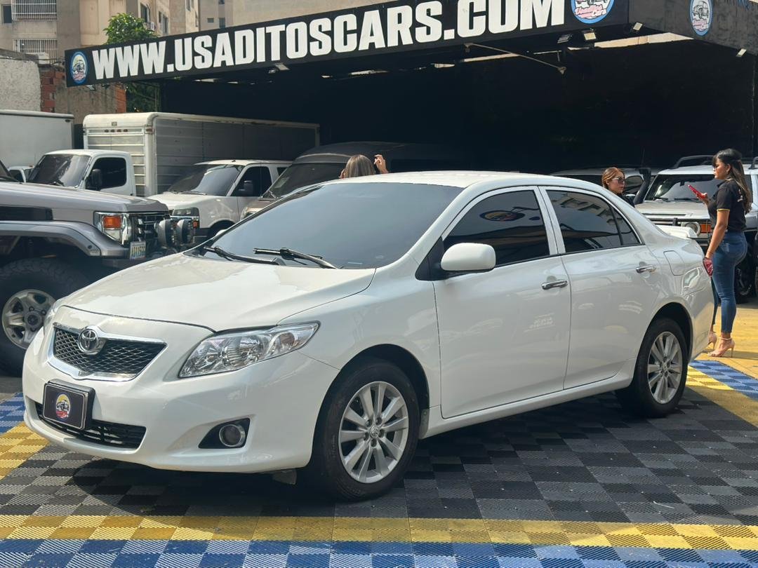 TOYOTA COROLLA LE 2010 BLANCO