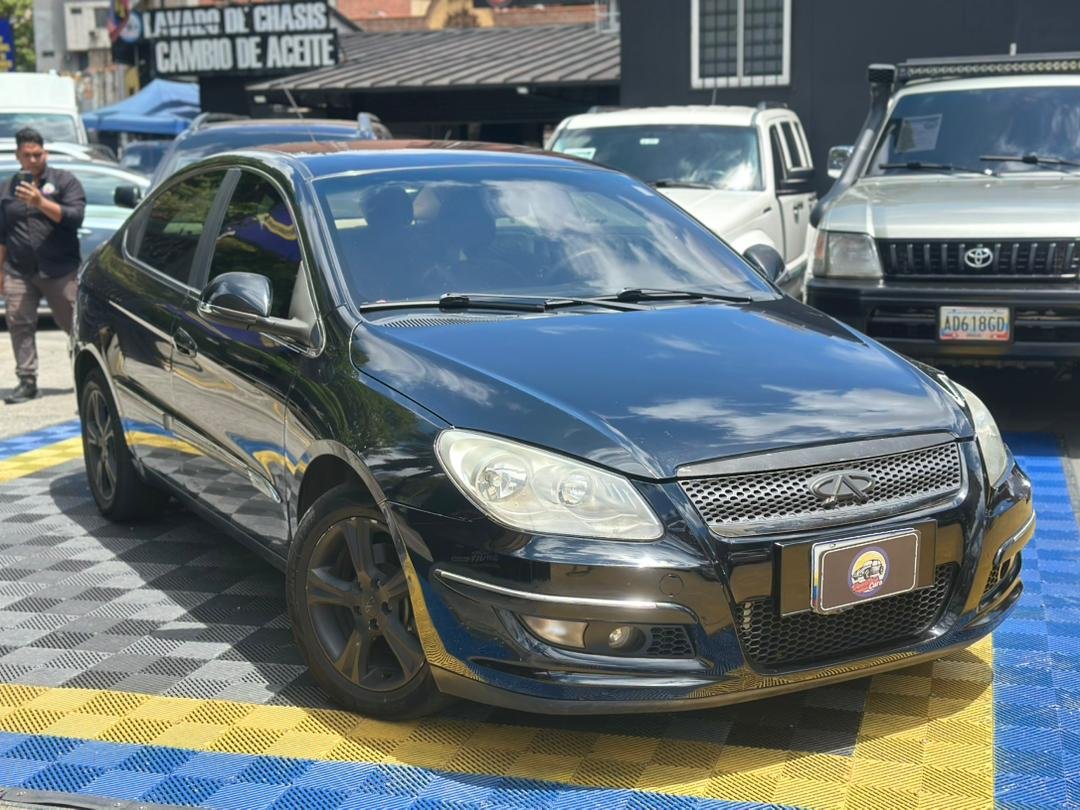 CHERY ORINOCO 2011 NEGRO