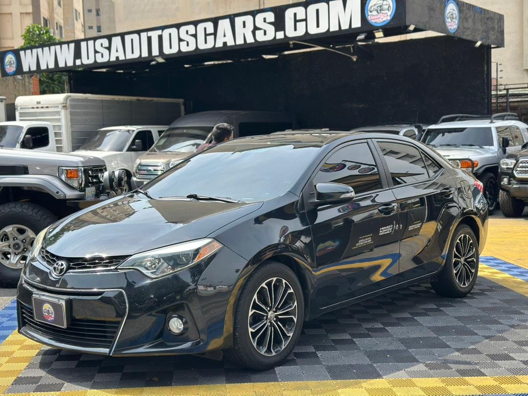 TOYOTA COROLLA S 2015 NEGRO