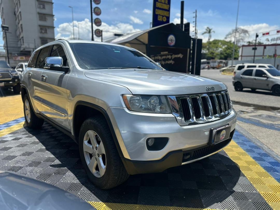 JEEP GRAND CHEROKEE LIMITED 2012 PLATA
