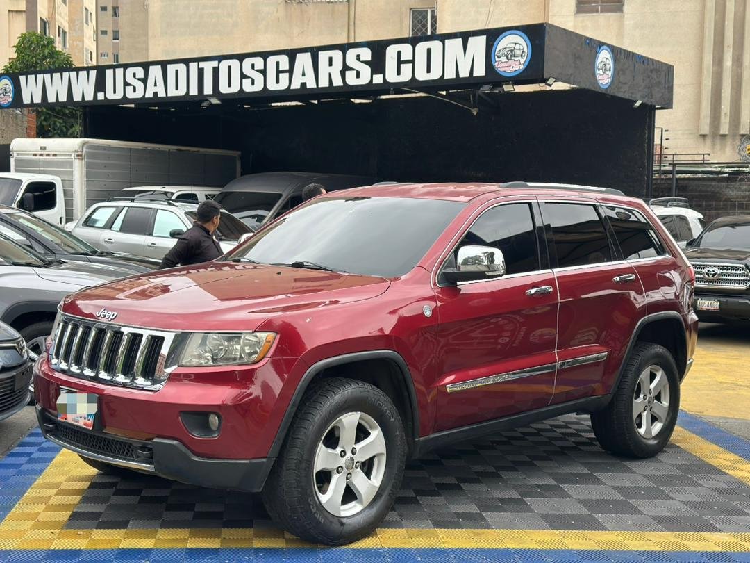 JEEP GRAND CHEROKEE LIMITED 2013 ROJO