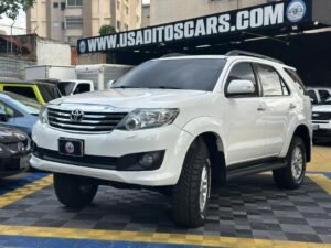 TOYOTA FORTUNER SR 2015 BLANCO