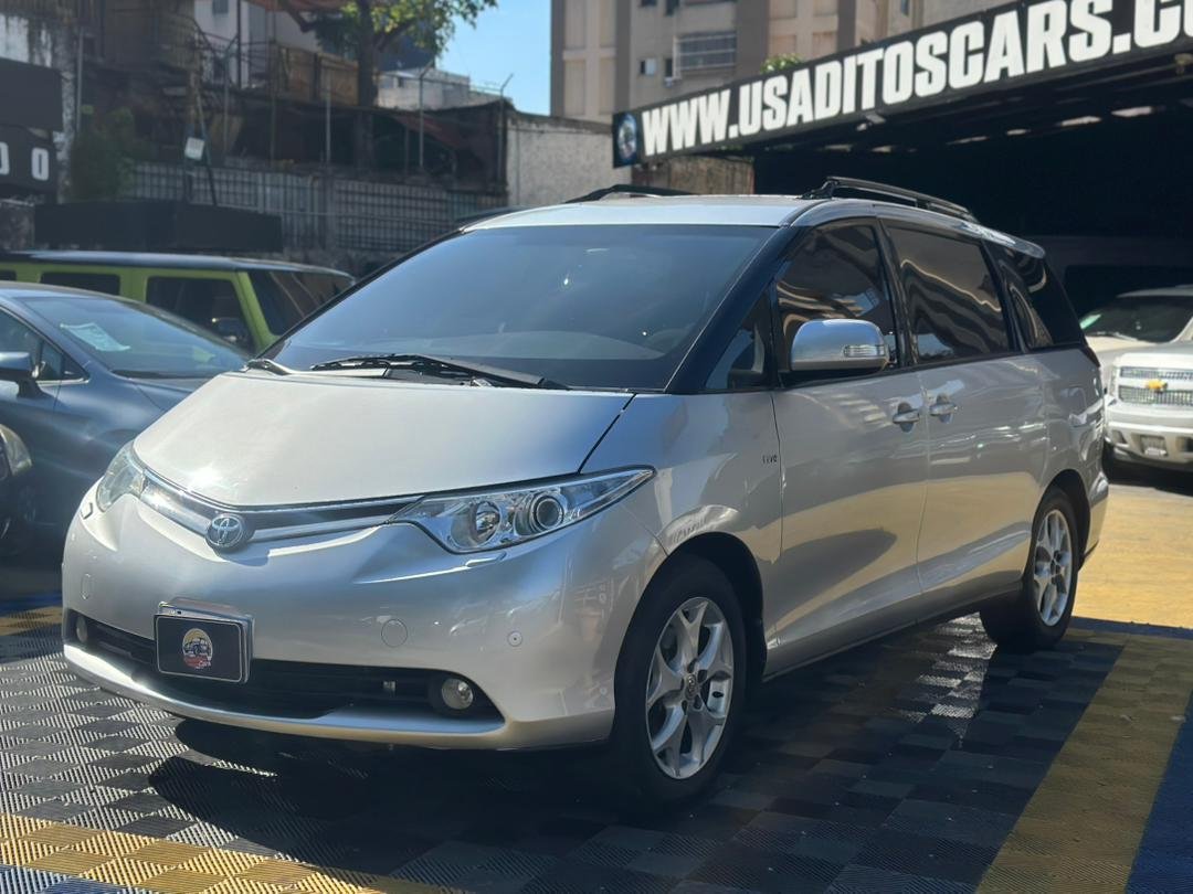 TOYOTA PREVIA GL 2007 PLATA