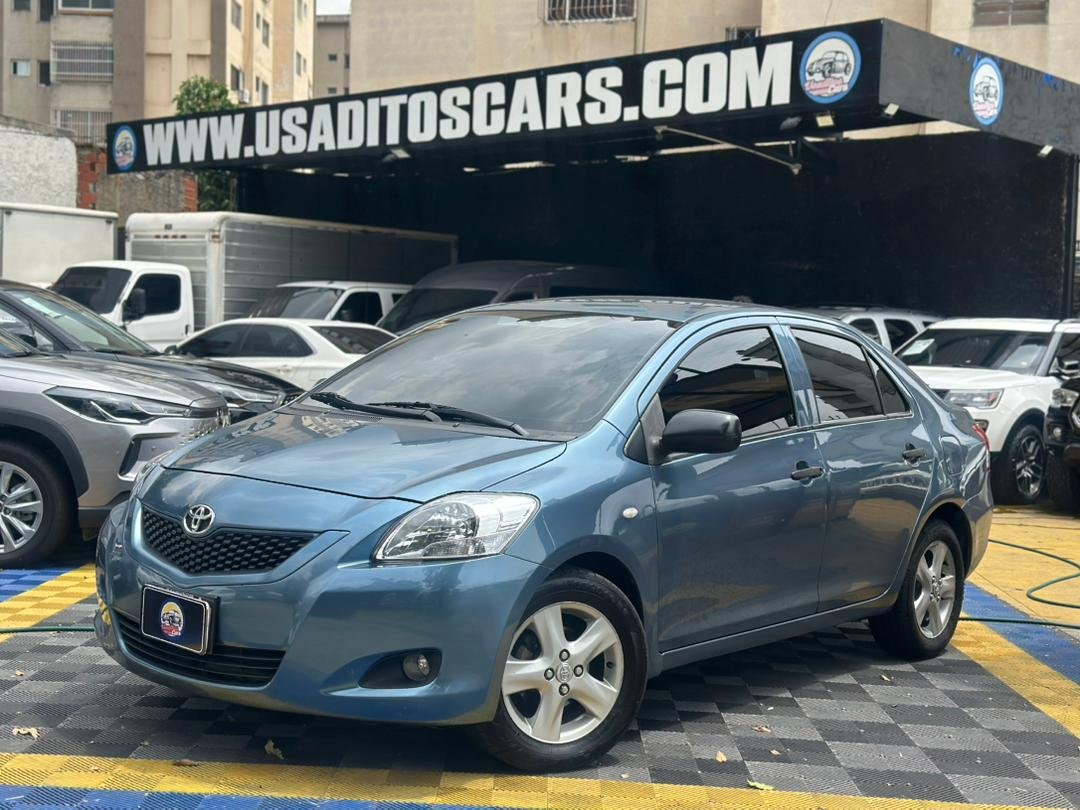 TOYOTA YARIS BELTA 2011 AZUL
